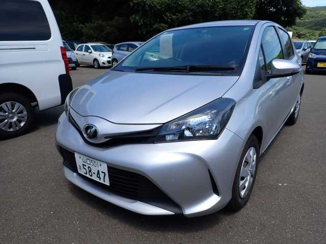 TOYOTA VITZ 2014