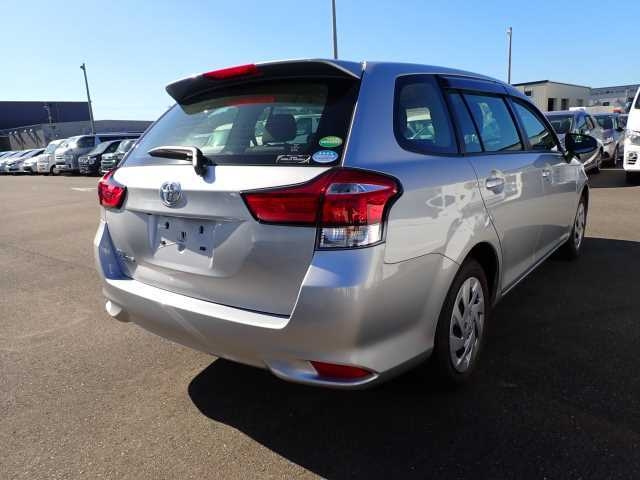 TOYOTA COROLLA FIELDER 2019