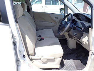 DAIHATSU MOVE 2010