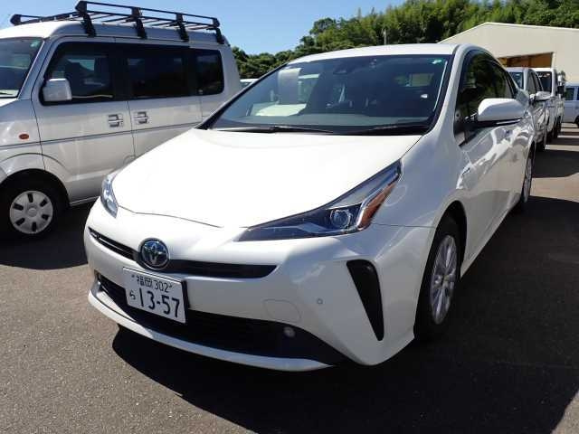 TOYOTA PRIUS 2020