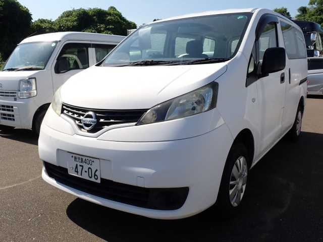 NISSAN NV200 2014