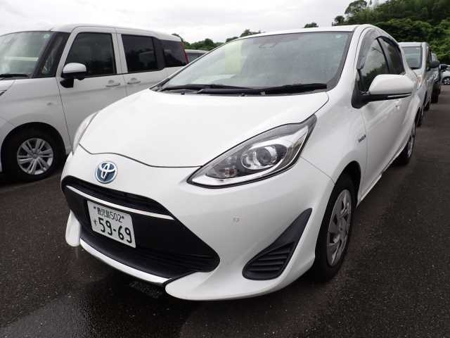 TOYOTA AQUA 2020