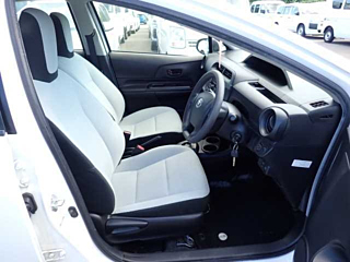 TOYOTA AQUA 2019