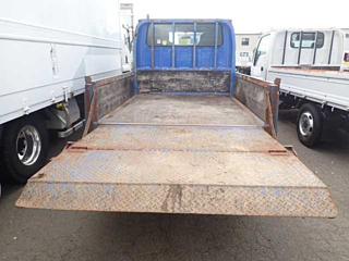 ISUZU ELF 2012