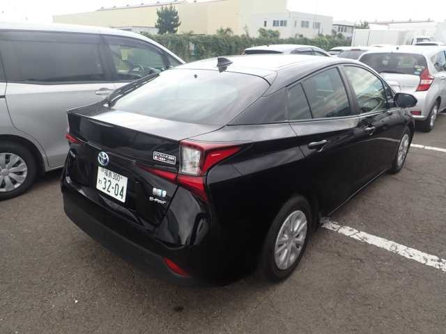 TOYOTA PRIUS 2022