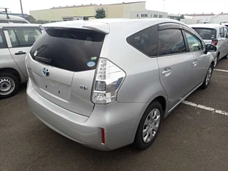 TOYOTA PRIUS ALPHA 2014