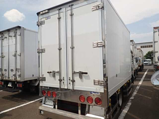 ISUZU ELF 2015