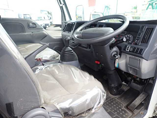 ISUZU ELF 2014