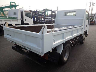 ISUZU ELF 2011