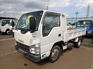 ISUZU ELF 2011