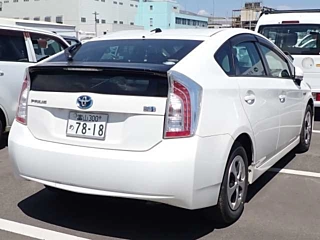 TOYOTA PRIUS 2012