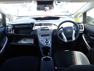TOYOTA PRIUS 2012