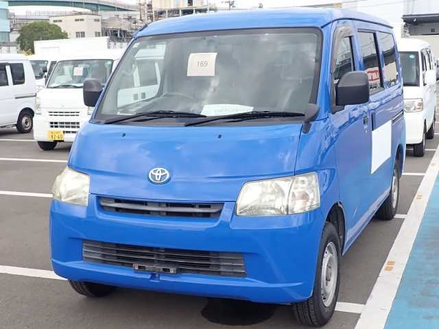TOYOTA TOWN ACE VAN 2017