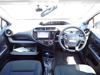 TOYOTA AQUA 2020