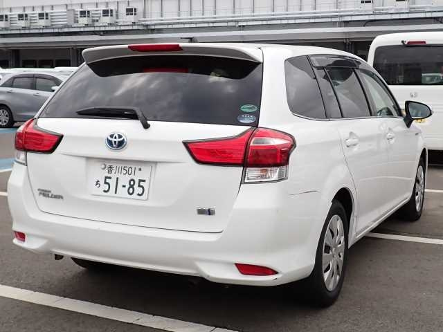 TOYOTA COROLLA FIELDER 2017