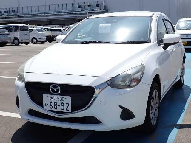 MAZDA DEMIO 2018