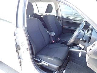 TOYOTA COROLLA FIELDER 2016