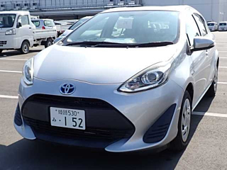 TOYOTA AQUA 2018
