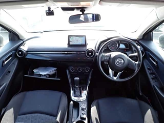 MAZDA DEMIO 2015
