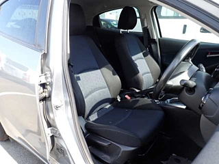 MAZDA DEMIO 2015
