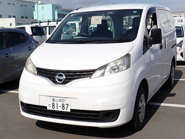 NISSAN NV200 2017