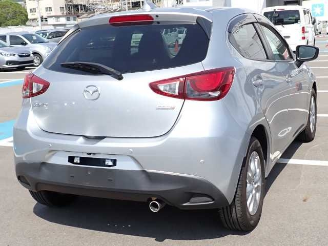 MAZDA DEMIO 2020