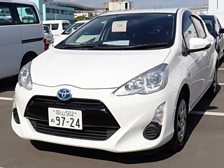 TOYOTA AQUA 2015