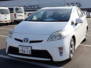 TOYOTA PRIUS 2014