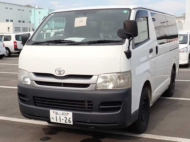 TOYOTA HIACE VAN 2010