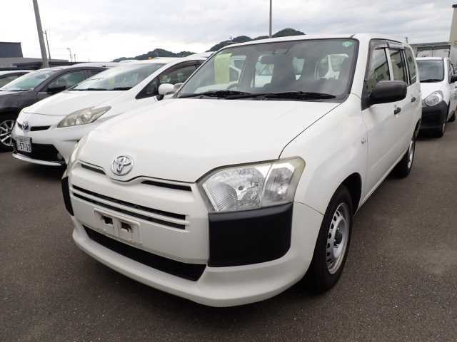 TOYOTA SUCCEED 2017