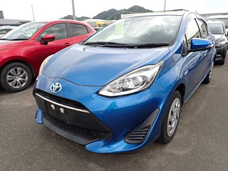TOYOTA AQUA 2018