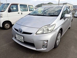 TOYOTA PRIUS 2011
