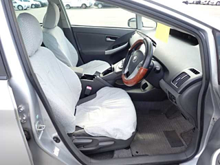 TOYOTA PRIUS 2011