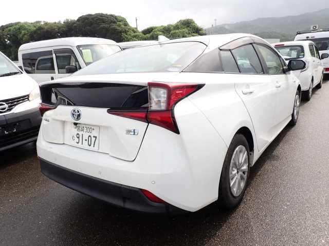 TOYOTA PRIUS 2020