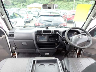 MAZDA BONGO VAN 2010