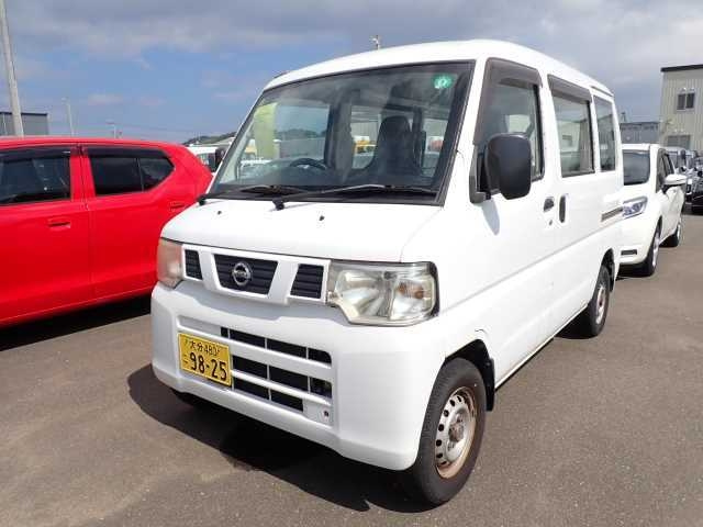 NISSAN CLIPPER VAN 2013