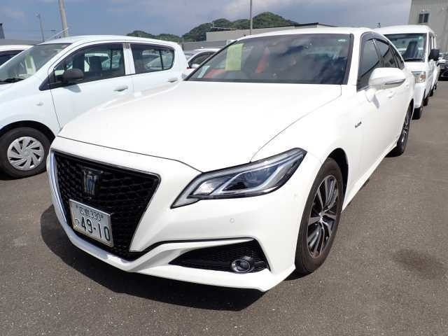 TOYOTA CROWN 2018