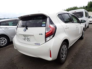 TOYOTA AQUA 2018