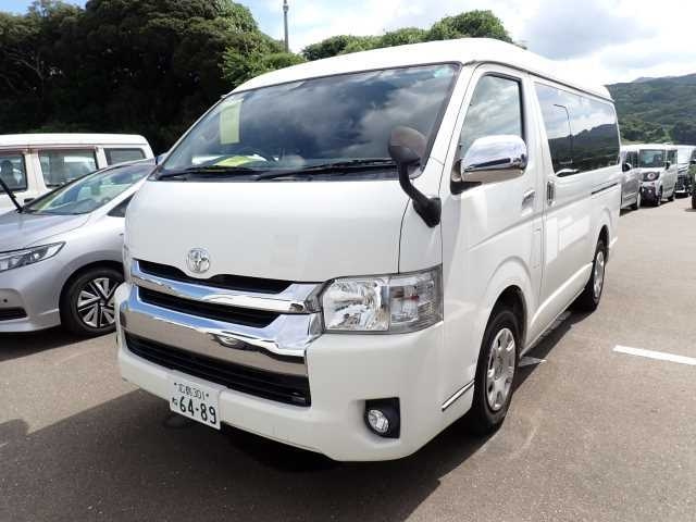 TOYOTA HIACE 2014
