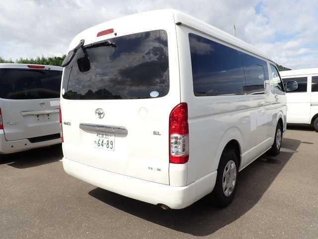 TOYOTA HIACE 2014