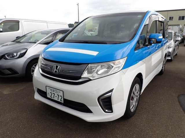 HONDA STEP WAGON 2016