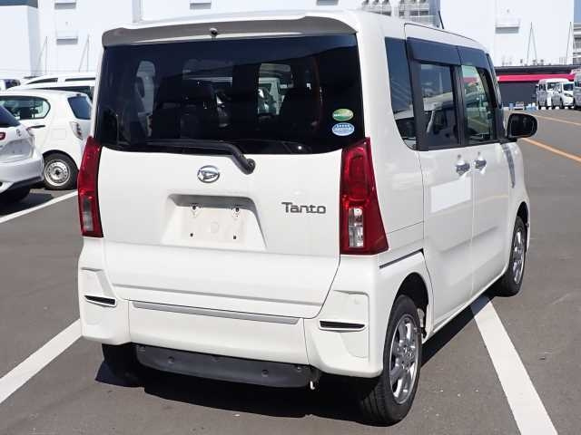 DAIHATSU TANTO 2020