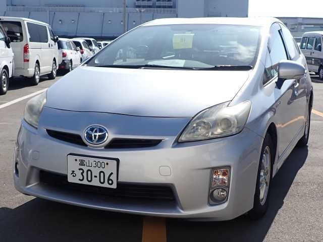 TOYOTA PRIUS 2010