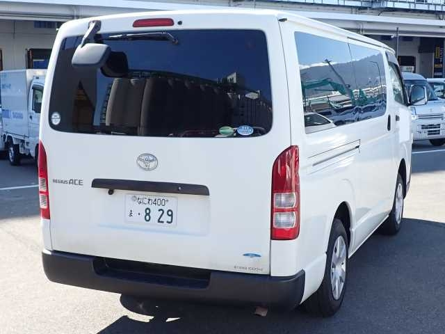TOYOTA REGIUS ACE VAN 2018