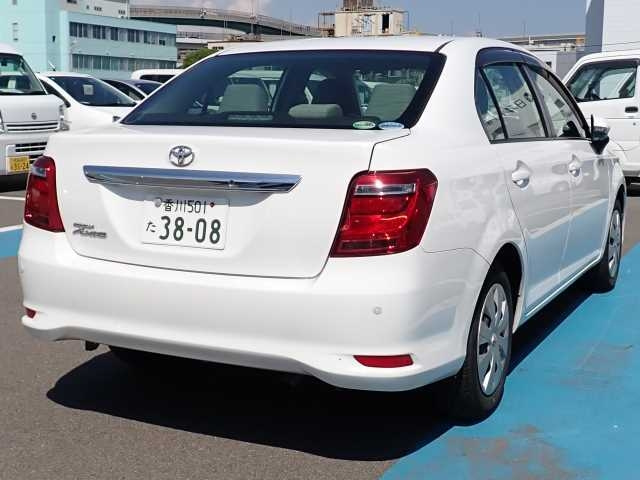 TOYOTA COROLLA AXIO 2016