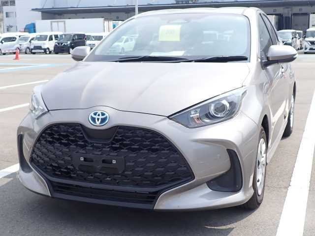 TOYOTA YARIS 2024