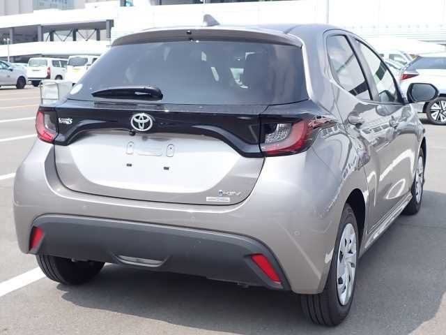 TOYOTA YARIS 2024