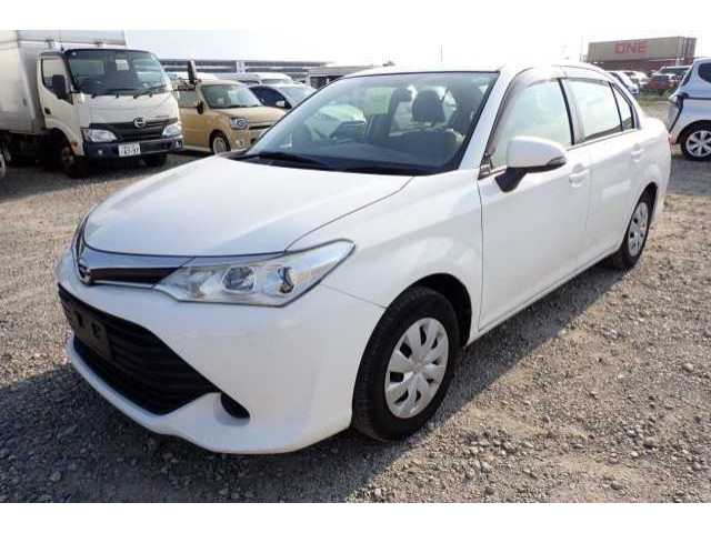 TOYOTA COROLLA AXIO 2016