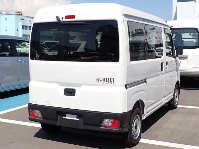 DAIHATSU HIJET VAN 2022