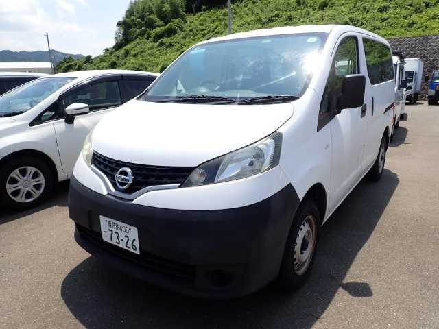 NISSAN NV200 2018